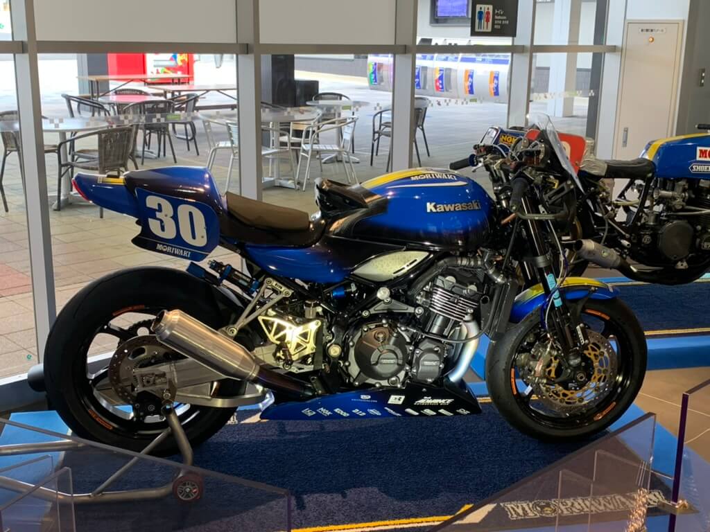 カワサキZ900RS